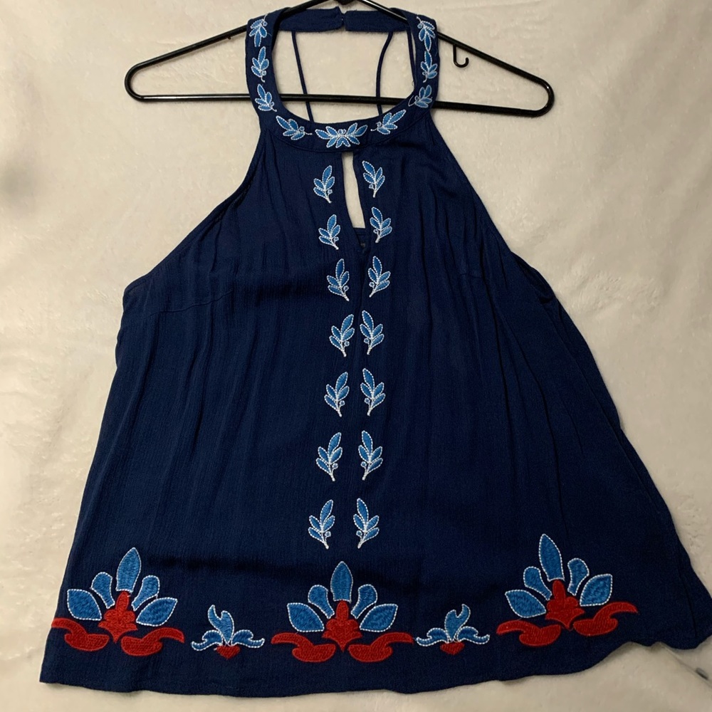 NWT Francesca’s Navy top Medium